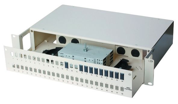 Painel de fibra óptica para o projeto FTTH e FTTC com bom preço YH17