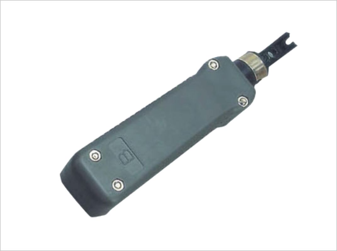 As ferramentas da fiação da rede com fio emendam o conector para os sistemas prendendo integrados YH00