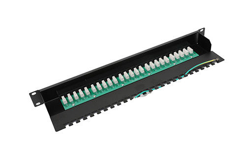 Painel de remendo da placa do ftp UTP, 24 painéis de remendo do porto Cat5e com gerente YH4020 do cabo